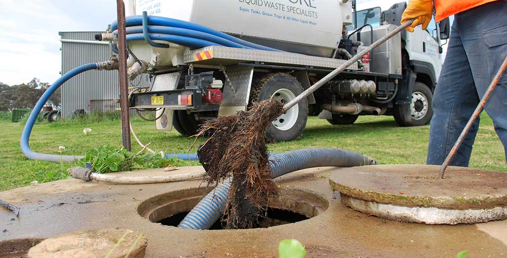 Plombier Paris débouchage de WC, éviers et canalisations